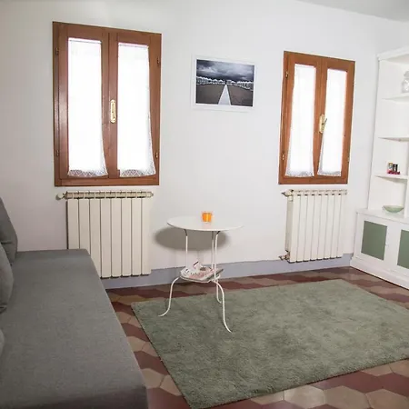 Via Taddea Apartment *